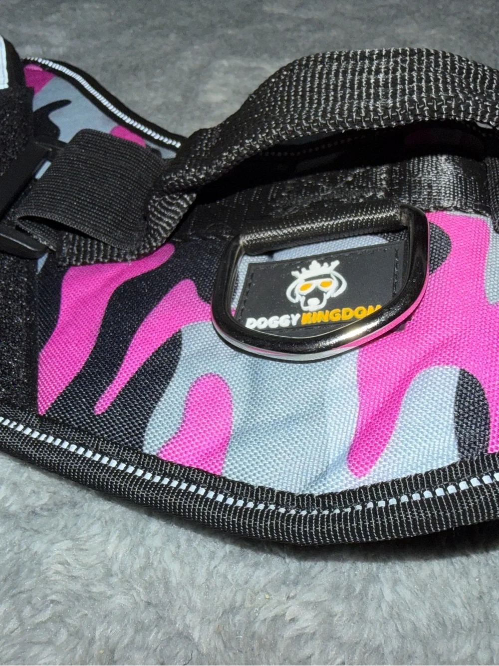 Doggy Kingdom Dog Harness Pink Camo Adjustable Straps. Sizes XS,S, M